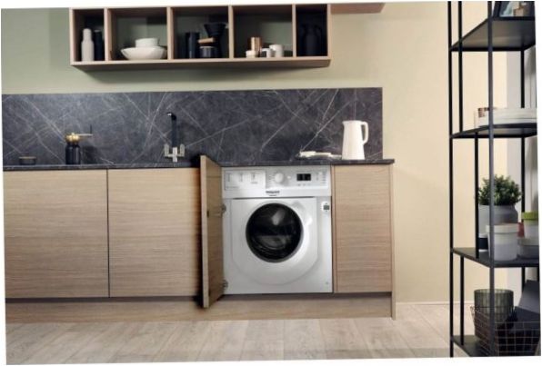 Skalbimo mašina Hotpoint-Ariston BI WMHL 71283 - papildomos funkcijos: sukimosi greičio pasirinkimas, skalbimo temperatūros pasirinkimas, išmanioji skalbimo kontrolė, balanso kontrolė, putų lygio kontrolė, atidėtas startas, skalbimo pabaigos signalas